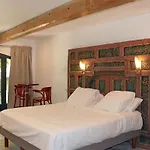 Bed and breakfast Romantiques Avec Jacuzzi Privatif Ou Baignoire Ronde Terrazzo Saint-Hippolyte-du-Fort