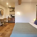 Romantiques Avec Jacuzzi Privatif Ou Baignoire Ronde Terrazzo Saint-Hippolyte-du-Fort