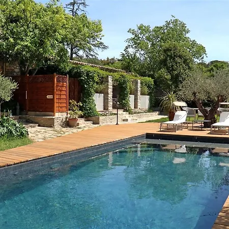 Bed & Breakfast L'amourier En Cévennes, Romantiques Avec Jacuzzi Privatif Ou Baignoire Ronde Terrazzo 4*