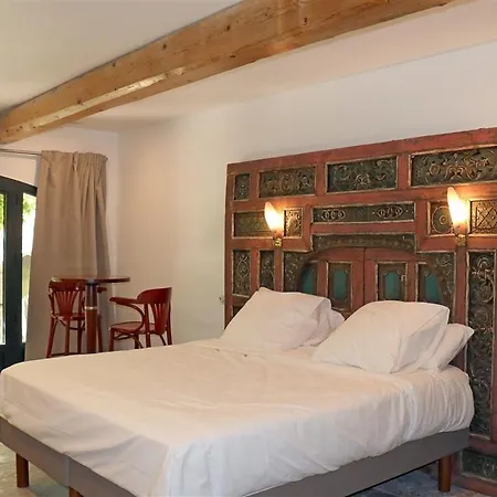 Frühstückspension L Amourier D Hotes Pour Amoureux Avec Jacuzzi Ou Baignoire Xxl Saint-Hippolyte-du-Fort