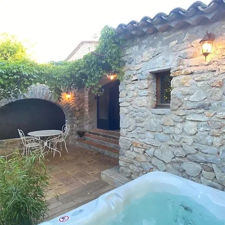 فندق مبيت وإفطار L'amourier En Cevennes, Romantiques Avec Jacuzzi Privatif Ou Baignoire Ronde Terrazzo 4*