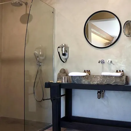 Bed & Breakfast L'amourier En Cévennes, Romantiques Avec Jacuzzi Privatif Ou Baignoire Ronde Terrazzo Saint-Hippolyte-du-Fort