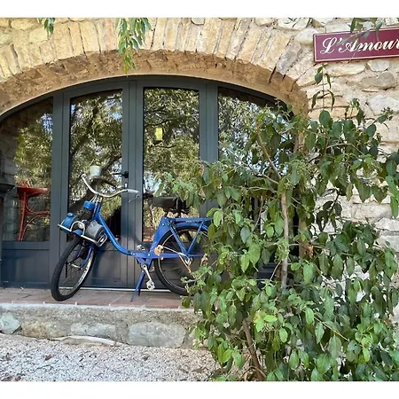 L'amourier En Cevennes, Romantiques Avec Jacuzzi Privatif Ou Baignoire Ronde Terrazzo Panzió
