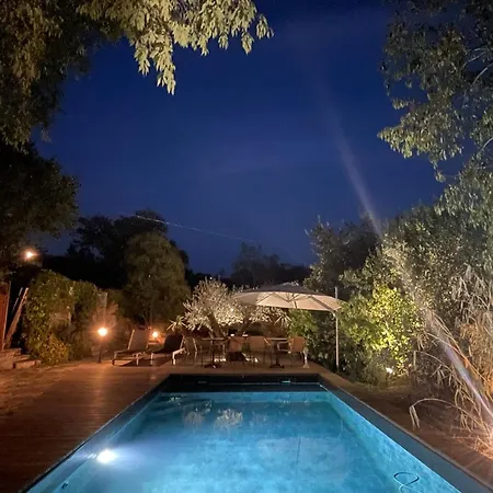 فندق مبيت وإفطار L'amourier En Cevennes, Romantiques Avec Jacuzzi Privatif Ou Baignoire Ronde Terrazzo