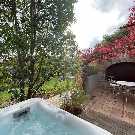 L'amourier En Cevennes, Romantiques Avec Jacuzzi Privatif Ou Baignoire Ronde Terrazzo فندق مبيت وإفطار