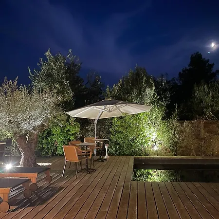 L'amourier En Cevennes, Romantiques Avec Jacuzzi Privatif Ou Baignoire Ronde Terrazzo فندق مبيت وإفطار سانت هيبوليت - دو - فورت