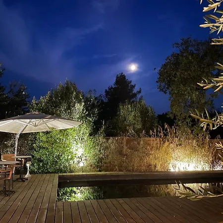 L'amourier En Cévennes, Romantiques Avec Jacuzzi Privatif Ou Baignoire Ronde Terrazzo Bed & Breakfast